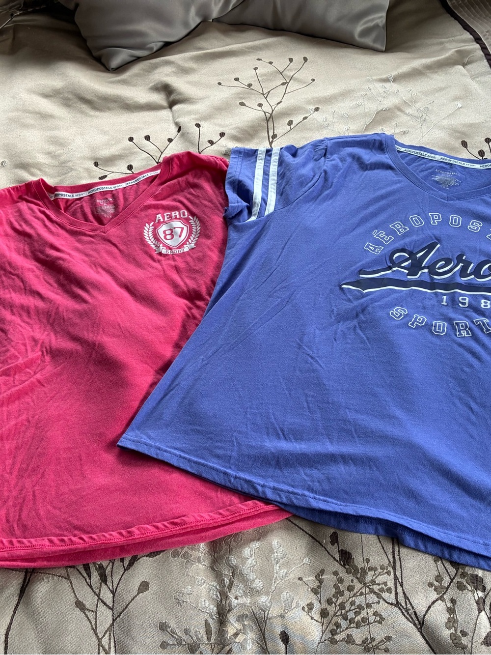 Aeropostale - 2 shirts size 2XL